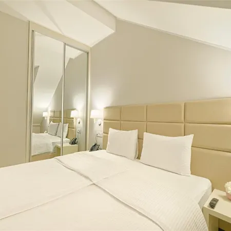 Lanterna Rooms City Center Novi Sad Dış mekan fotoğraf