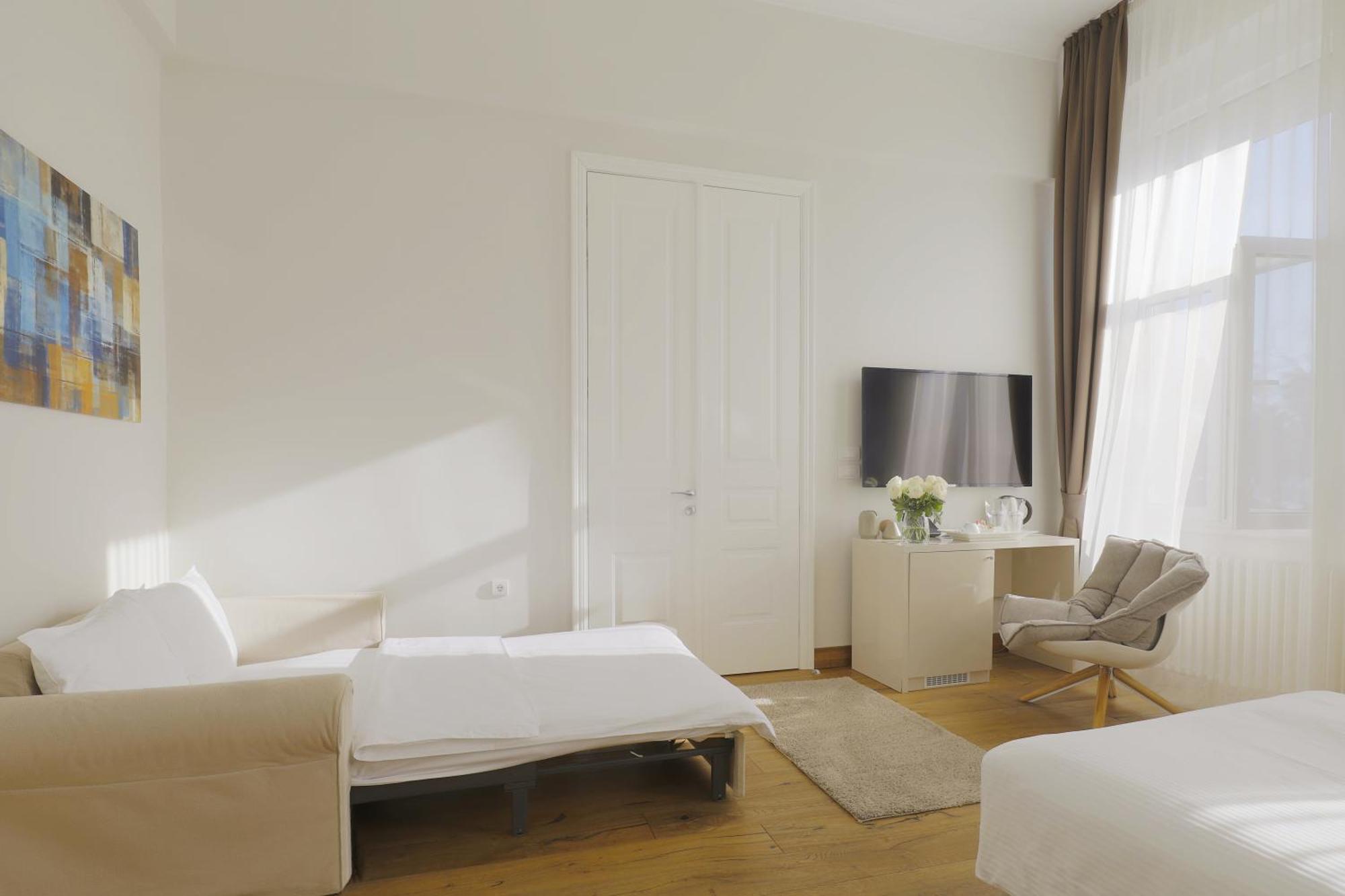 Lanterna Center Konukevi Novi Sad